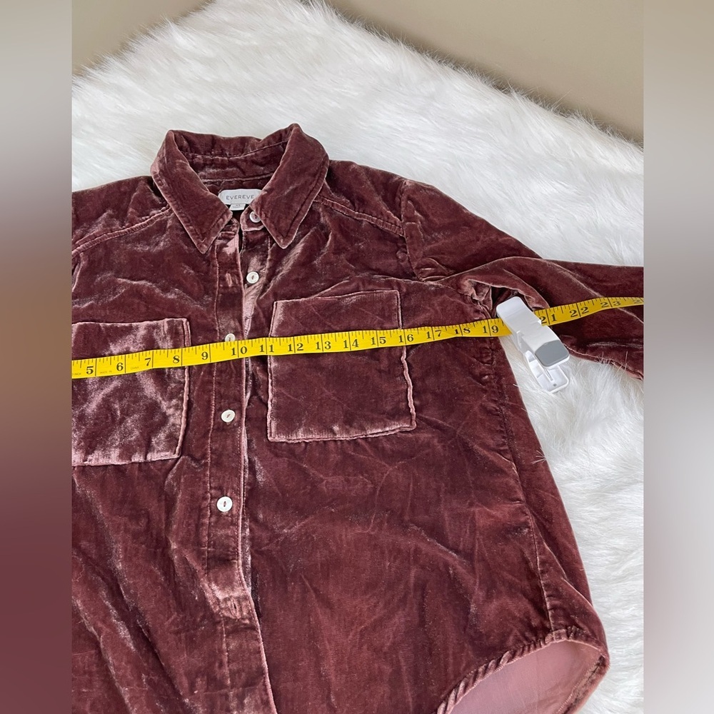 Evereve Eloise Velvet Button-Up Shirt - Brown XS - Picture 8 of 11